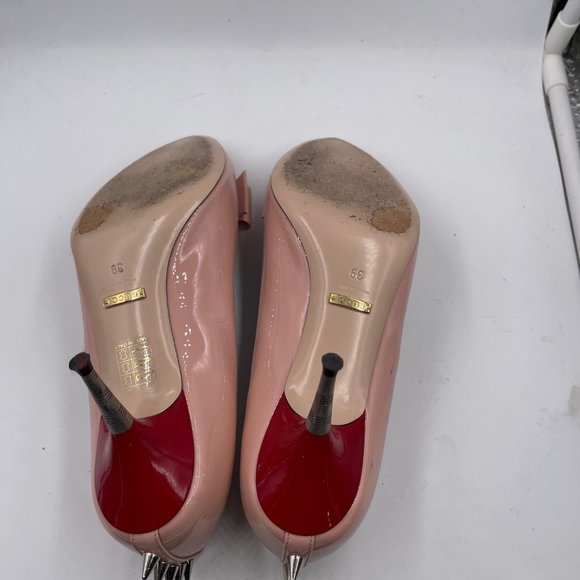 Gucci Pink Patent Leather Spiked Pumps Size 39 - Picture 3 of 5